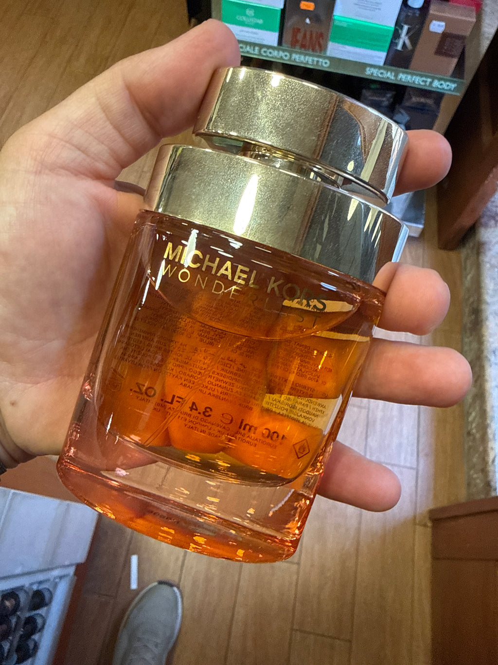 Tester Michael Kors Wonderlust 100ml usato pochissimo in perfette condizioni